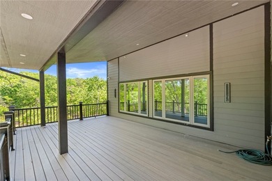 Exceptional private lakefront estate on 300' of accessible - photo 22