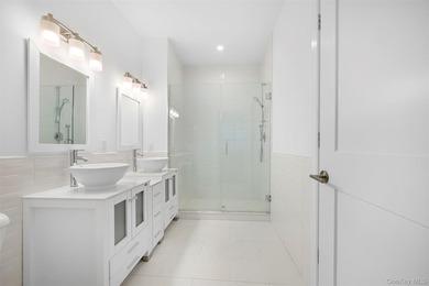 Rare Lower-Level End Unit at Breton Hills - 55+ Enjoy Affordable - photo 28