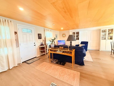 Live the Florida lifestyle in this beautifully updated 2 bedroom - photo 9