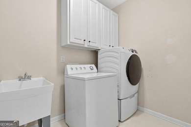 *THE CHANCE SELLS TEAM* presents this incredible luxury - photo 48