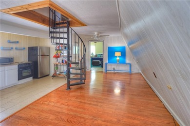 : Great weekend get a way, retirement home or rental. Double lot - photo 3