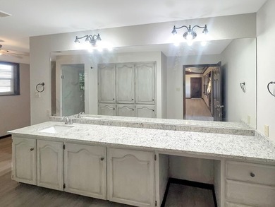 250 County Road 235 in Sweetwater, TX offers a spacious - photo 23