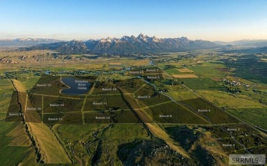 Three separate building rights on one rare, contiguous 115-acre - photo 28