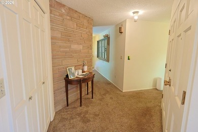 BAY VIEW - 3904 Sq Ft home on a 100 X 112 lot with a circular - photo 10