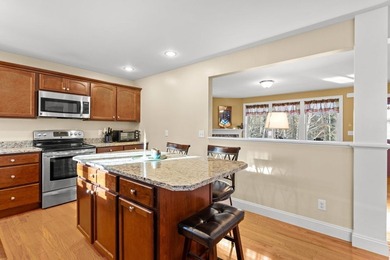 Welcome to 10 Pacific Drive, set on a quiet cul-de-sac and - photo 6