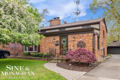 Lake Home For Sale in Grosse Pointe Farms, Michigan