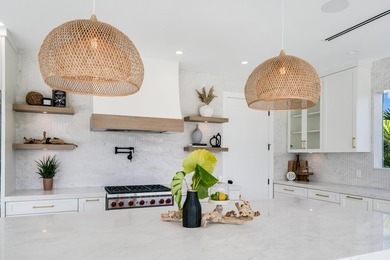Welcome to paradise at 117 Leoni Drive in the exclusive Venetian - photo 12