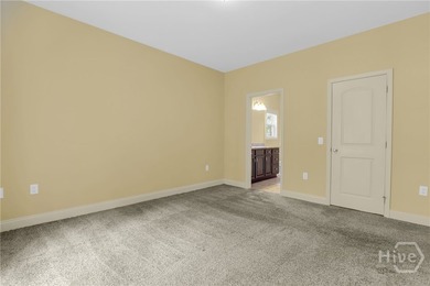 Welcome to this beautiful Thunderbolt home designed for both - photo 17