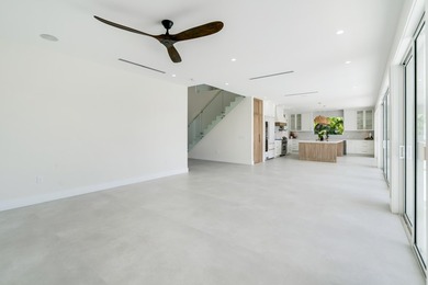 Welcome to paradise at 117 Leoni Drive in the exclusive Venetian - photo 18