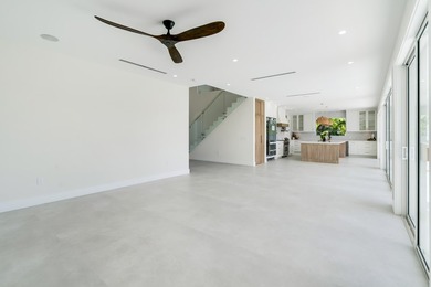 Welcome to paradise at 117 Leoni Drive in the exclusive Venetian - photo 19