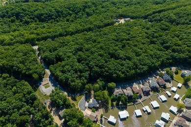 Exceptional 25-acre development opportunity in the highly - photo 22