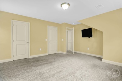 Welcome to this beautiful Thunderbolt home designed for both - photo 24