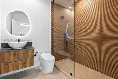 Completely redesigned modern waterfront home in the exclusive - photo 27