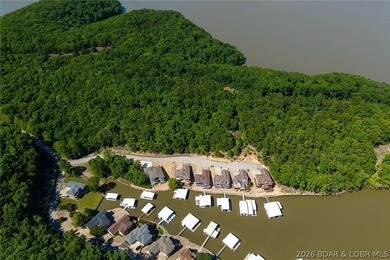 Exceptional 25-acre development opportunity in the highly - photo 28