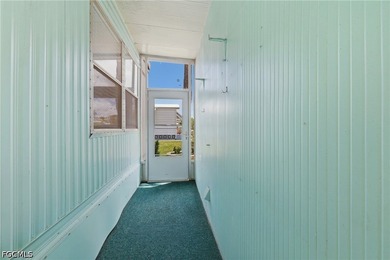 BEAUTIFULLY FURNISHED AND DECORATED--AND IT'S ALL INCLUDED!!! - photo 32