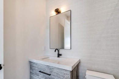 Welcome to paradise at 117 Leoni Drive in the exclusive Venetian - photo 38