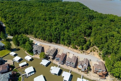 Exceptional 25-acre development opportunity in the highly - photo 43