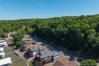 Exceptional 25-acre development opportunity in the highly - photo 46