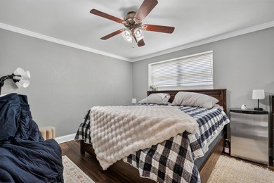 Welcome home to this well maintained 4 bedroom 2 bath home - photo 23