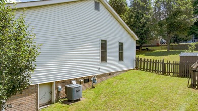 Welcome home to this beautifully maintained one level residence - photo 33