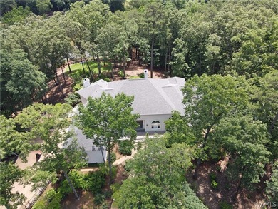 Extraordinary private estate located on nearly 2 acres of - photo 3