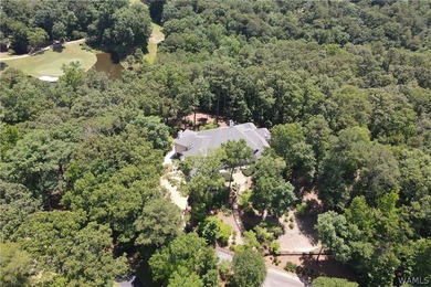 Extraordinary private estate located on nearly 2 acres of - photo 5