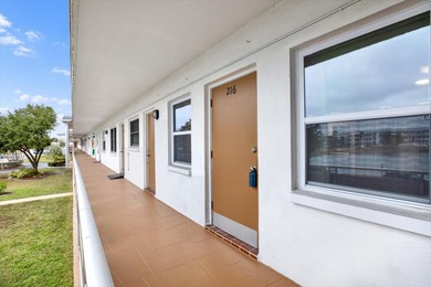 PRICED TO SELL! Welcome to easy, low-maintenance living in this - photo 2