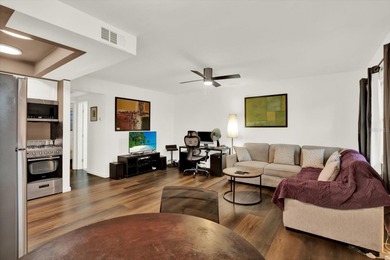 PRICED TO SELL! Welcome to easy, low-maintenance living in this - photo 4