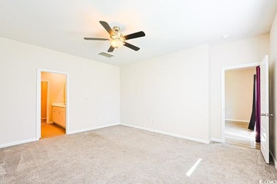 Welcome to this beautifully designed 5-bedroom, 2.5-bathroom - photo 11