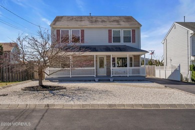 Quality was never compromised in this beautifully upgraded home - photo 12
