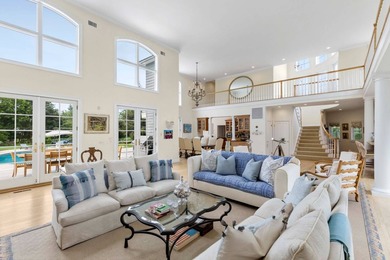 Deep South of the Highway in Sagaponack, half a mile from the - photo 14