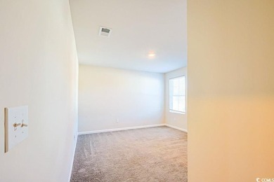 Welcome to this beautifully designed 5-bedroom, 2.5-bathroom - photo 21