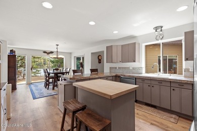 Exceptional Hayden Lake YEAR-ROUND waterfront retreat with ~100' - photo 27