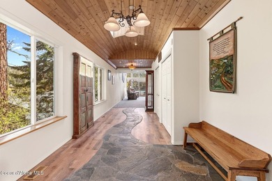 Exceptional Hayden Lake YEAR-ROUND waterfront retreat with ~100' - photo 31