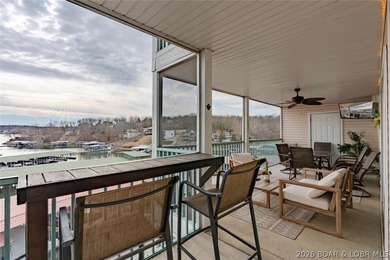 Enjoy large lake views and effortless access at this beautifully - photo 42