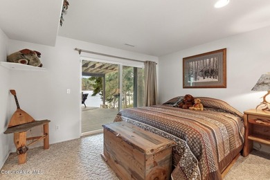 Exceptional Hayden Lake YEAR-ROUND waterfront retreat with ~100' - photo 46