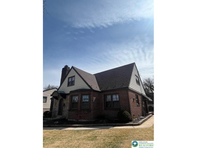 (private lake, pond, coastal) Home For Sale in Allentown City Pennsylvania