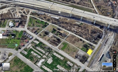 This vacant lot is minutes from down town Corpus Christi and - photo 1