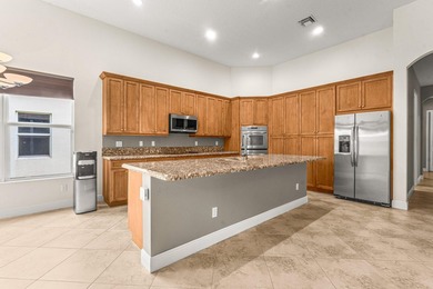 Welcome to this beautifully maintained 4-bedroom, 3-bathroom - photo 11