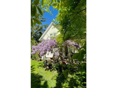 Commercially Zoned Prime Investment Opportunity in the Heart of - photo 2