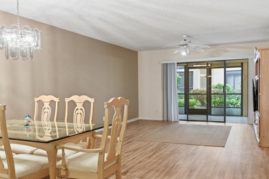 This spacious and bright first floor unit is a fantastic value - photo 12