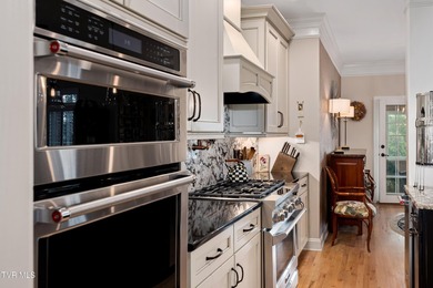 Welcome to one of the most exceptional golf course residences in - photo 20
