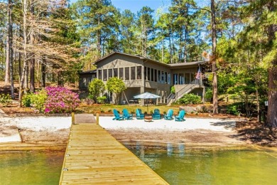 Lake Home For Sale in Eclectic, Alabama