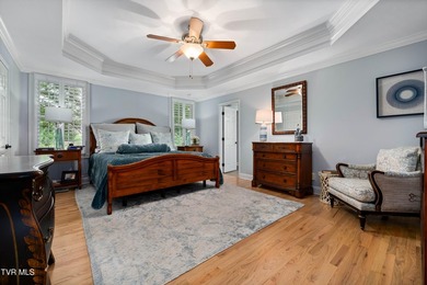 Welcome to one of the most exceptional golf course residences in - photo 23