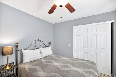 Beautiful 3-bedroom, 2-bath lakefront condo at Clearwater - photo 27