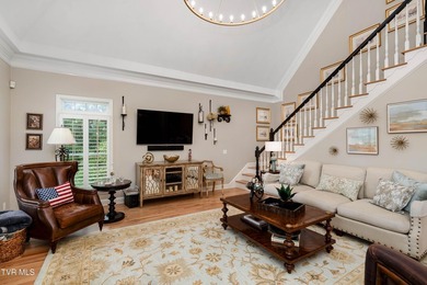Welcome to one of the most exceptional golf course residences in - photo 30