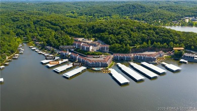 Beautiful 3-bedroom, 2-bath lakefront condo at Clearwater - photo 32