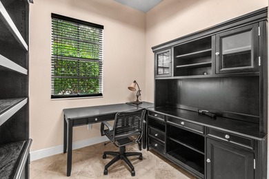 Welcome to this beautifully maintained 4-bedroom, 3-bathroom - photo 34