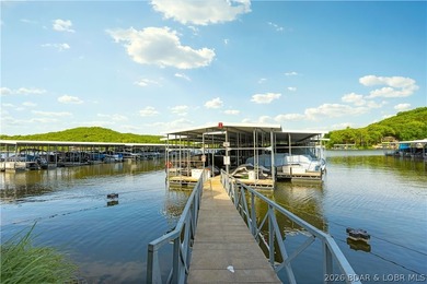 Beautiful 3-bedroom, 2-bath lakefront condo at Clearwater - photo 38