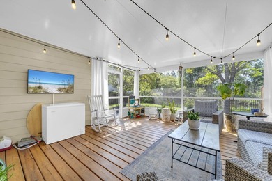 This stunning 4BR/3.5BA home in Eagle Bay offers style and - photo 39